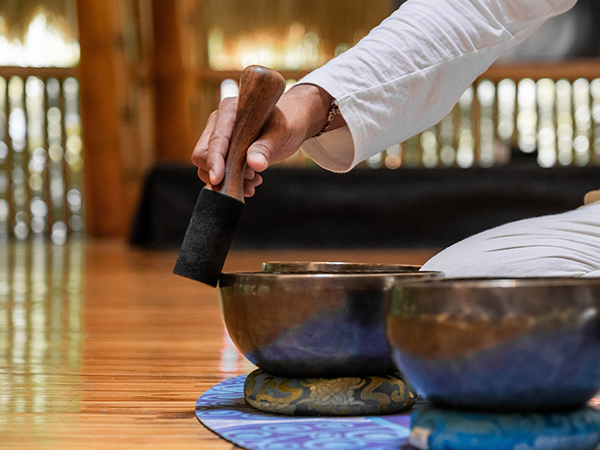 Sound healing at Fivelements Retreat Bali